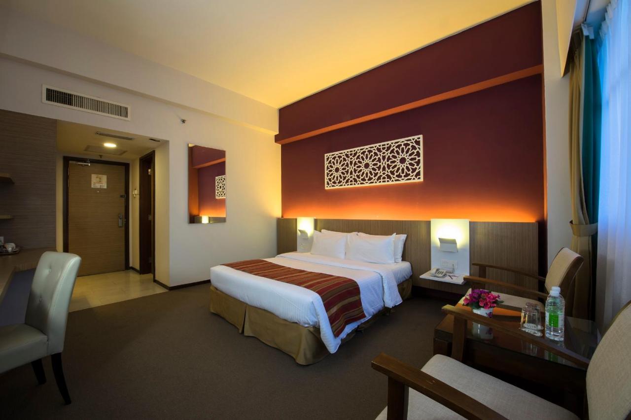 Grand Barakah Hotel Ампанг Экстерьер фото